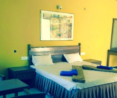 HOTEL GLORIOUS GIR RESORTS